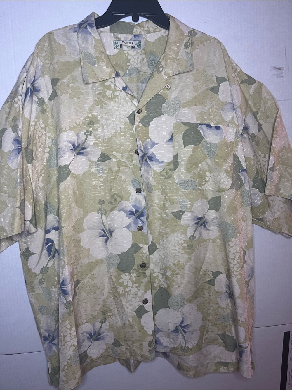 Tommy Bahama Light Green and White Floral Camp Shirt